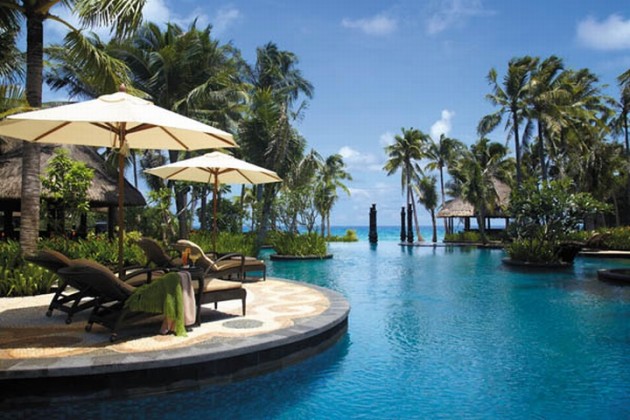 Top 10 Most Tranquil Tropical Resorts for Your Dream Vacation