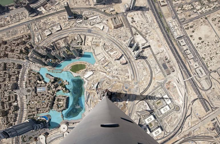 Breathtaking view from the top of Burj Khalifa Photo by: Samar Jodha