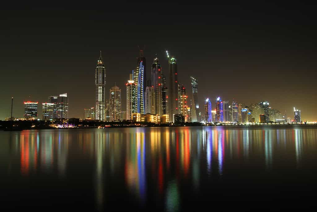 Dubai Marina Photo by: reddoublebrick on Flickr.com https://www.flickr.com/photos/7898475@N02/6527725357
