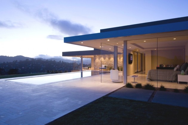 Garay House - A Contemporary Home in California