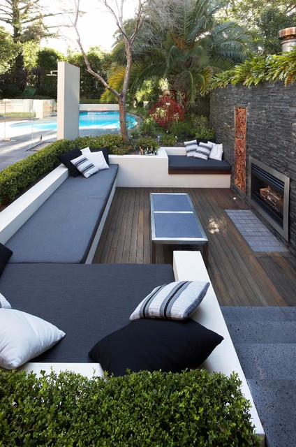The Best 16 Options for Outdoor Seating