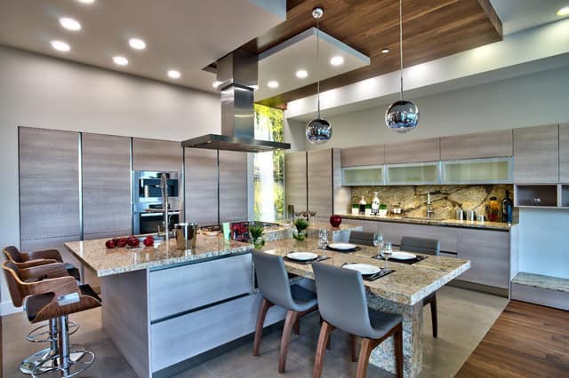 Rose Crescent West Vancouver, BC. Source