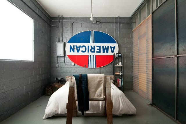 16 Cool Industrial Bedrooms for All Those Who Thinks Outside the Box 9