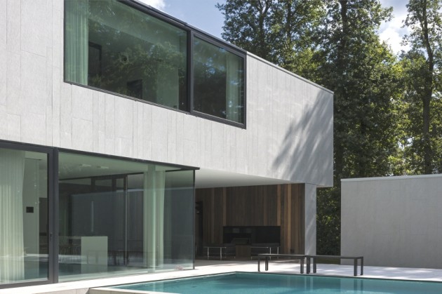 An Outstanding Modern DM Residence in Belgium by Cubyc Architects