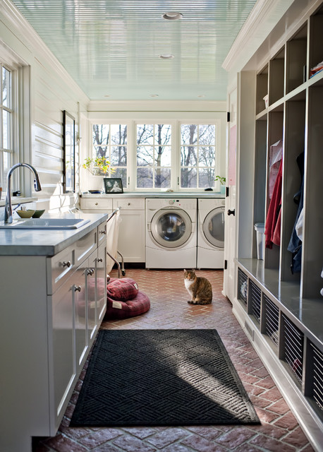 17 Elegant Traditional Laundry Design Ideas