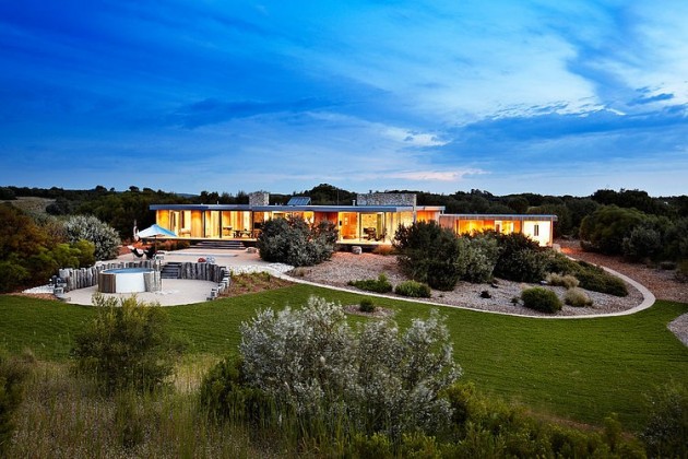 15 Outstanding Contemporary Houses That You'll Want To Live In