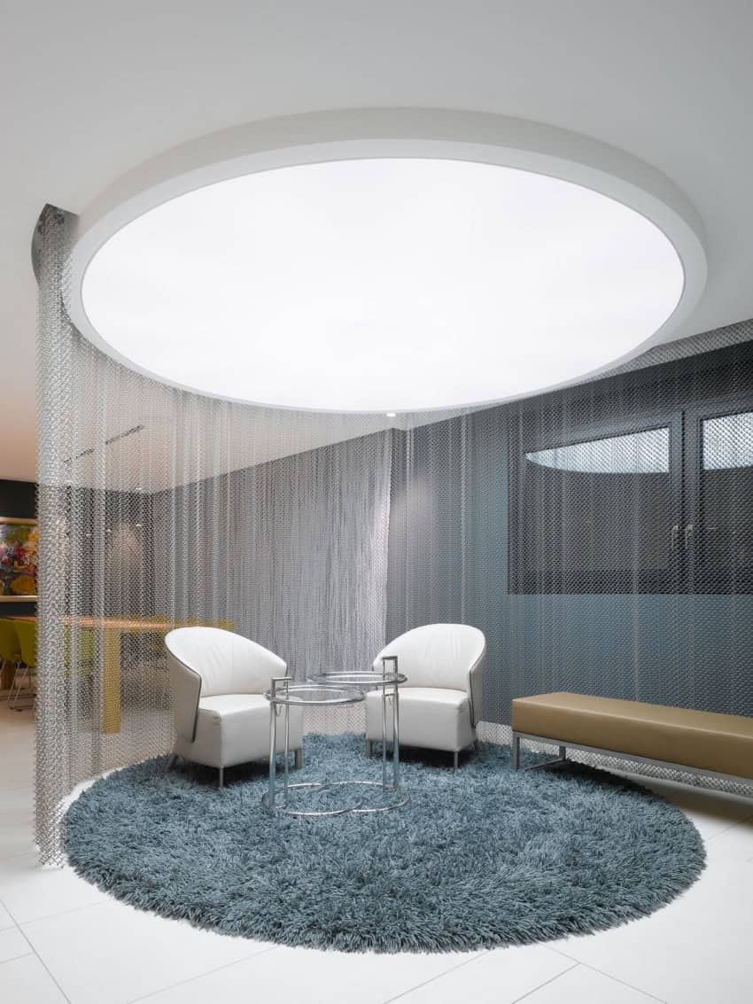 14 Perfectly Decorated Living Space Ideas That Will Catch Your Eye 13