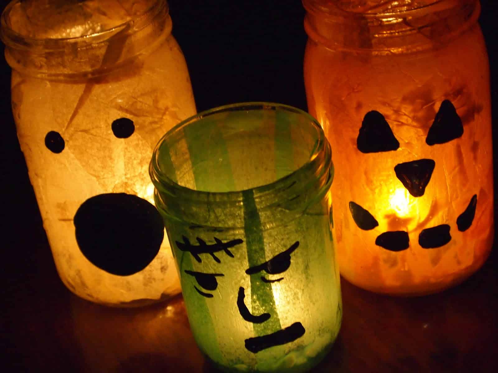 21 The Most Fascinating DIY Spooky Mason Jars You Must See 13