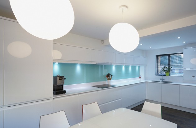 15 Sleek and Elegant Modern Kitchen Designs
