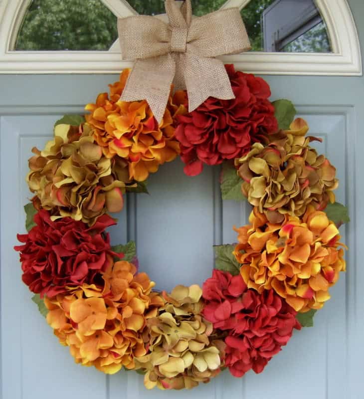Fall Hydrangea Door Wreath Buy it here: www.etsy.com/ca