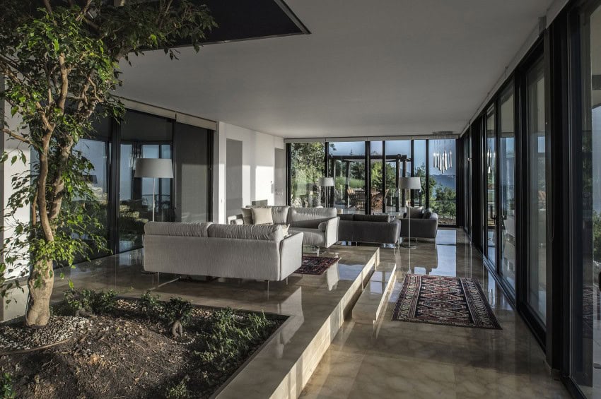 14 Perfectly Decorated Living Space Ideas That Will Catch Your Eye 4