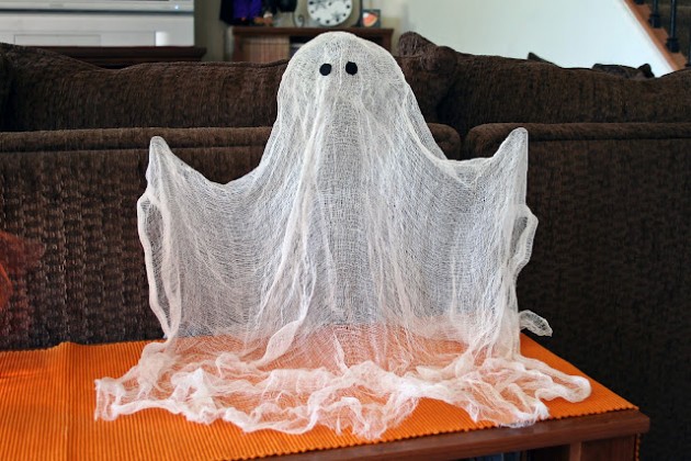 17 Low Budget &amp; Unique DIY Halloween Decorations You Must See