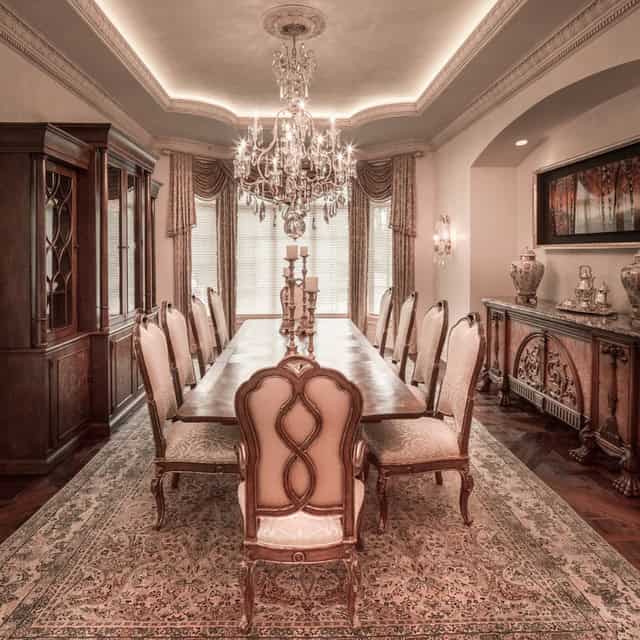 Top 12 Astonishing Luxury Dining Room Ideas That Wows 3