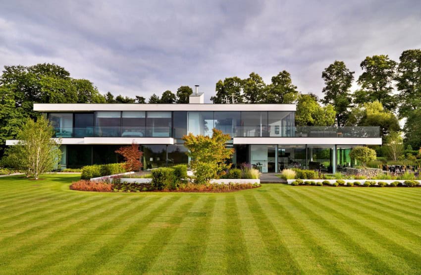 10 Superb Contemporary House Designs Surrounded by Picturesque Nature 3