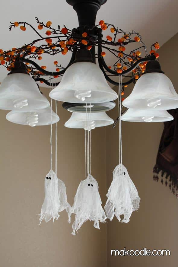 17 Low Budget & Unique DIY Halloween Decorations You Must See