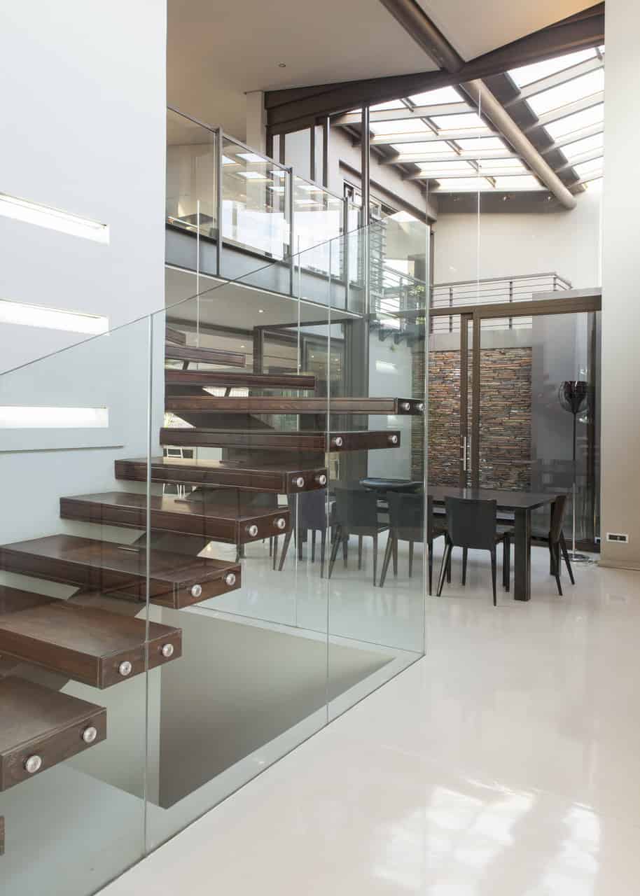 Photography by: Barend Roberts and David Ross