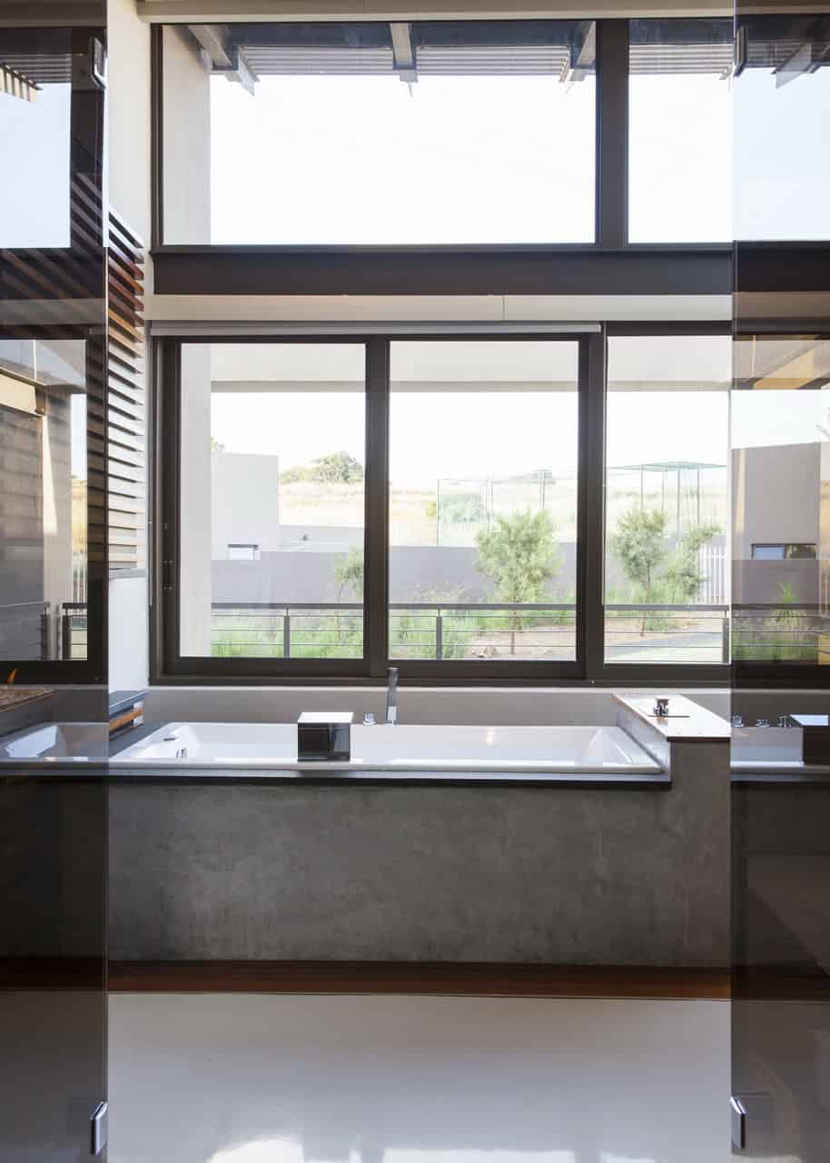 Photography by: Barend Roberts and David Ross