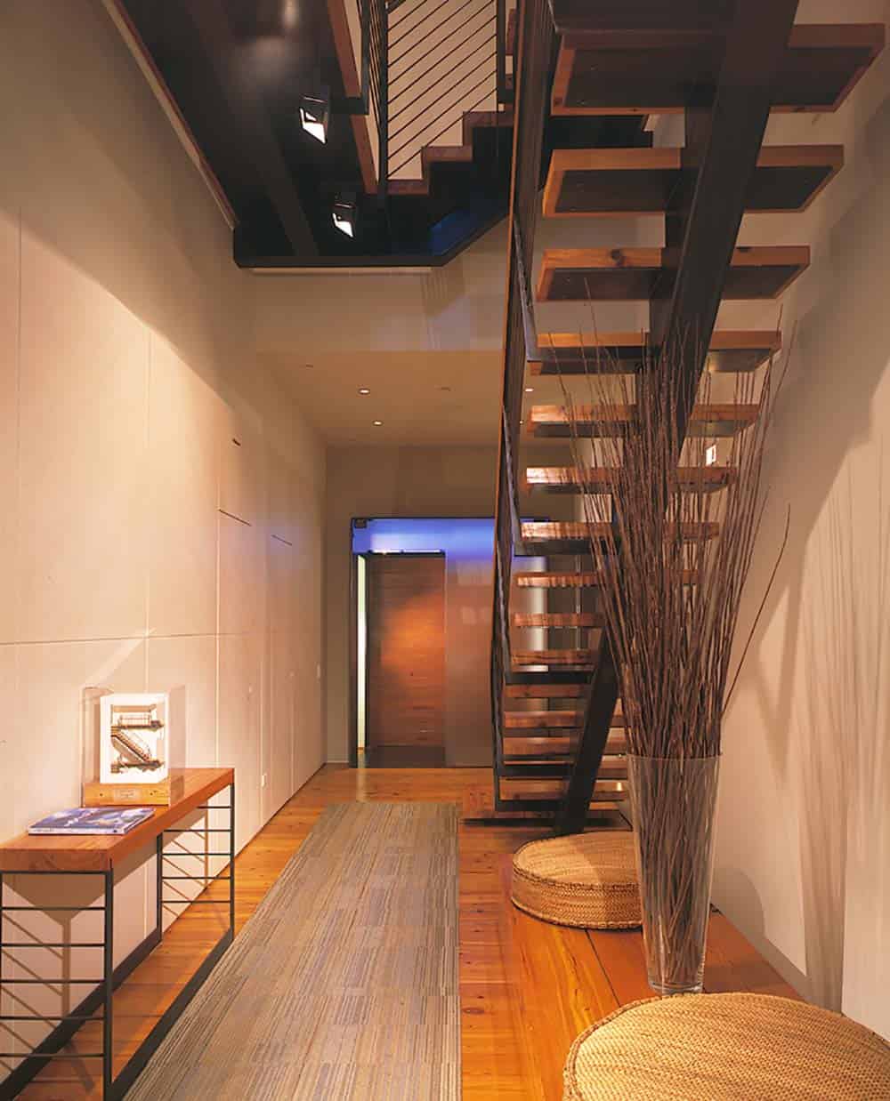 NYC Townhouse Renovation Defies Convention With Drama and Simplicity leroy_2