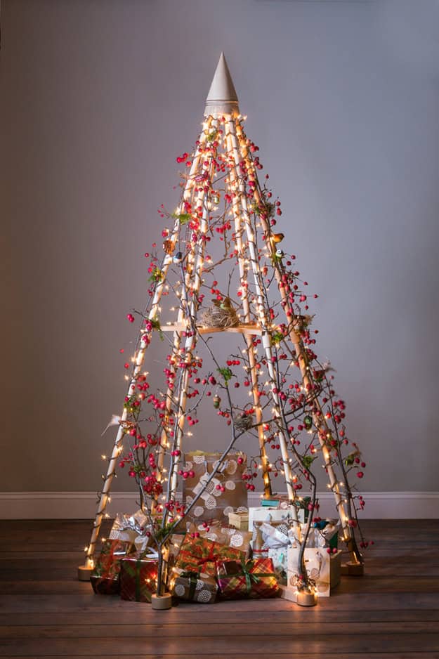 Farmhouse Christmas Decorating Ideas 2021 : Different Christmas Tree ...