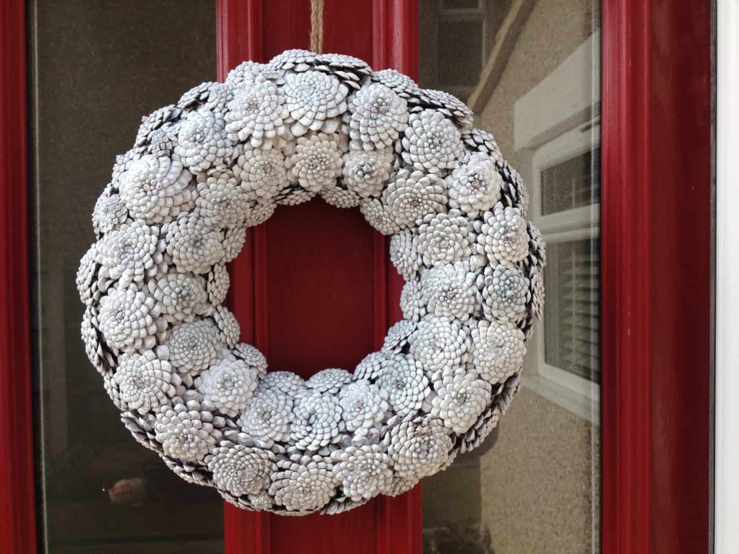 Pine Cone Christmas Wreath Source