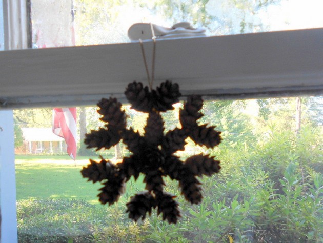 13 Easy and Creative Pine Cone Crafts You Can DIY