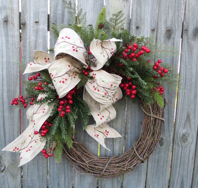 17 Whimsical Handmade Christmas Wreath Designs For Inspiration