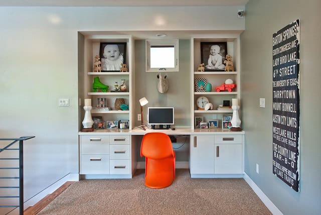 What You Should Know When Choosing Desk For Your Kids 1