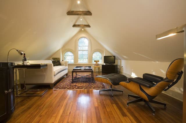 15 Functional Solutions for Your Attic Living Room 2