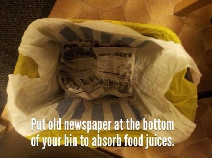 6. Those food juices can be problematic, use newspaper! 446d2f4d-c23b-4e01-a812-c896839dad19