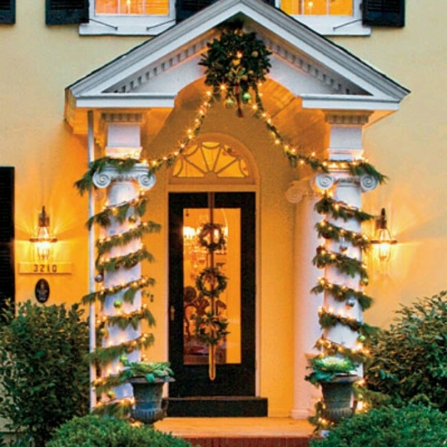 18 Most Striking DIY Christmas Porch Decorations That Will Melt Your Heart