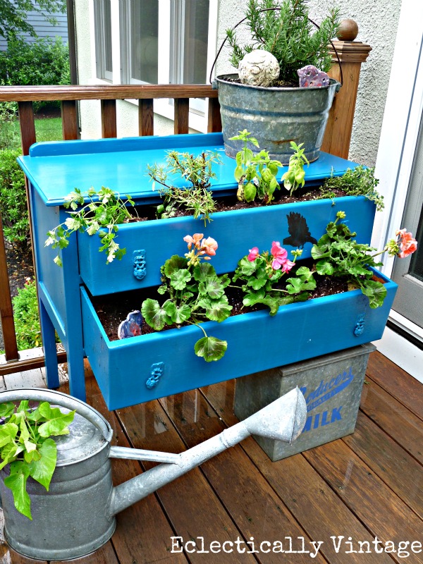 18 The Most Genius Ideas How To Repurpose Your Old Furniture