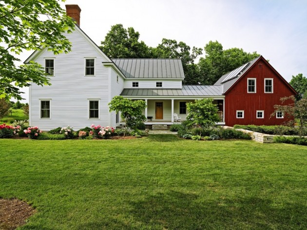 15 Aesthetic Farmhouse Exterior Designs Showing The Luxury Side Of The Countryside 