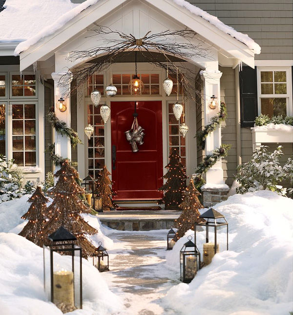 18 Most Striking DIY Christmas Porch Decorations That Will Melt Your Heart