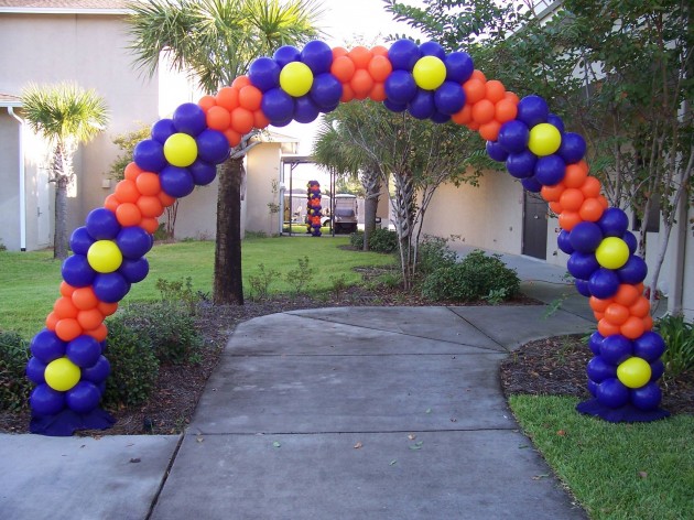 20 Fabulous Balloon Decorations You Can Get Ideas From For Your Next Celebration (10)