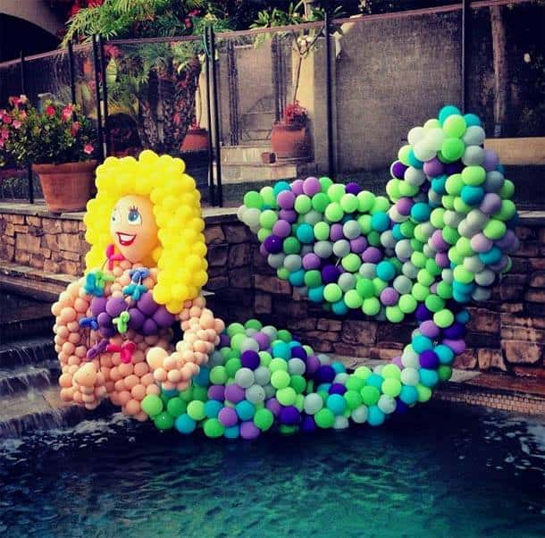 20 Fabulous Balloon Decorations You Can Get Ideas From For Your Next Celebration (12)