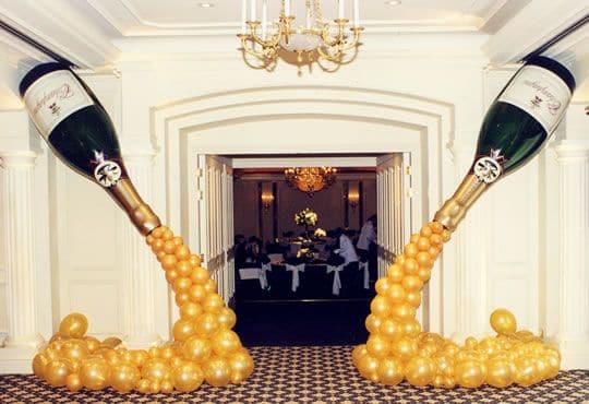 20 Fabulous Balloon Decorations You Can Get Ideas From For Your Next Celebration (16)