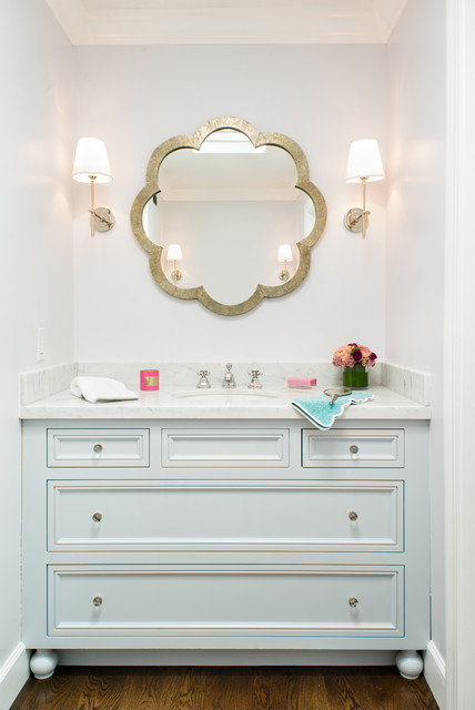 Decorate Your Home With a Beautiful Mirror
