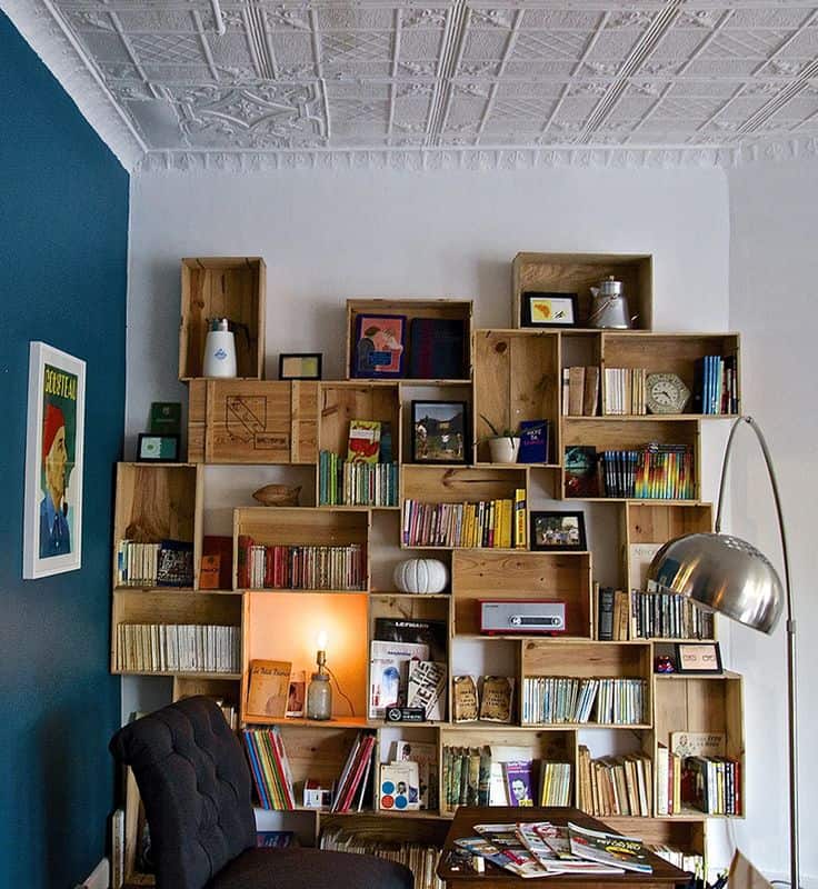 28 Absolutely Genius Ideas To Repurpose Wooden Crates To Add A Vintage Touch 7