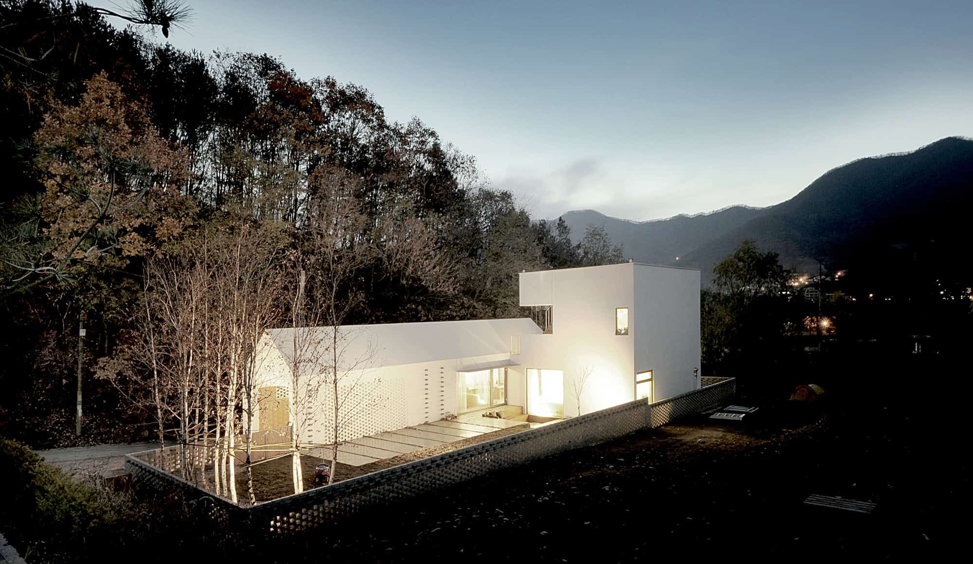 15 Breathtaking Contemporary Dream Houses That Will Blow Your Mind 7