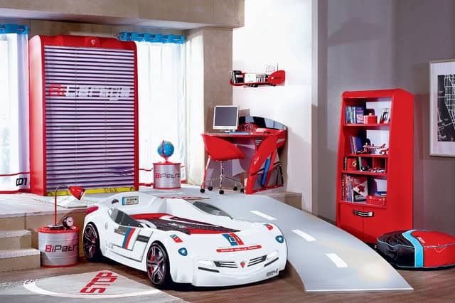 15 Super Cool Car Themed Child's Bedroom Designs 1
