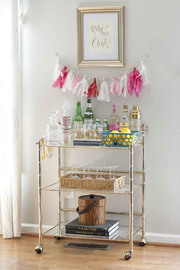 15 Delightful Comact Bar Cart Design Ideas for Small Spaces