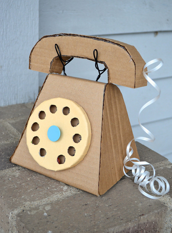 19 Insanely Awesome &amp; Easy To Make DIY Cardboard Kids Games