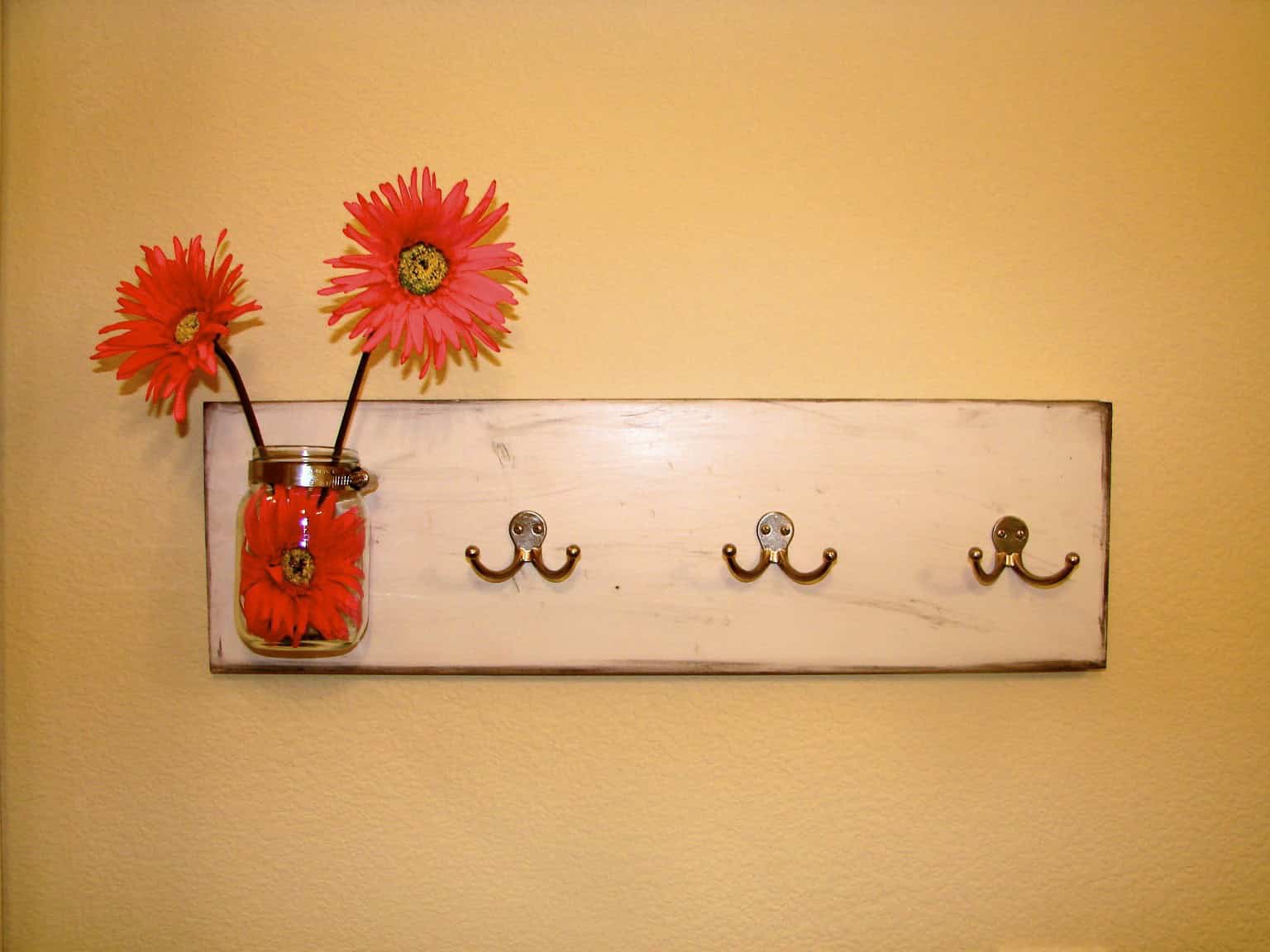 15 Fascinating DIY Wall Hooks That You Will Want To Have 15 Fascinating DIY Wall Hooks That You Will Want To Have