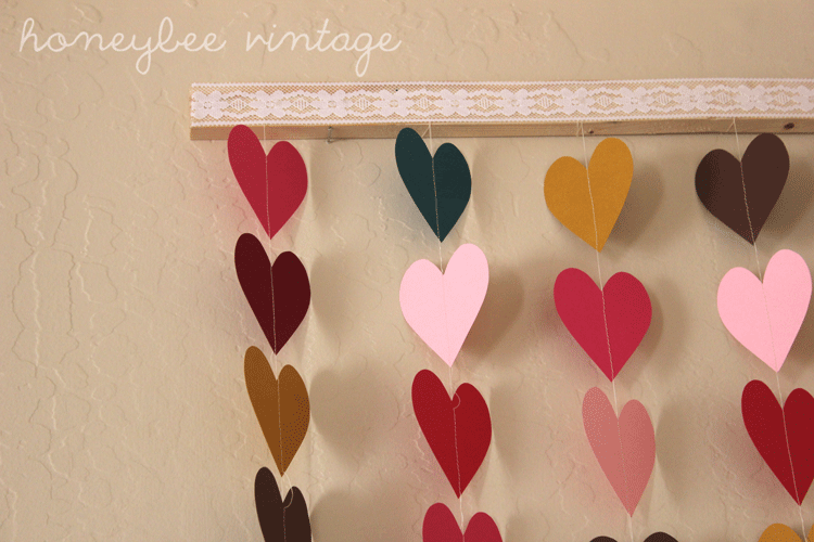 19 Outstanding DIY Wall Art Ideas For Unforgettable Valentine's Day 3