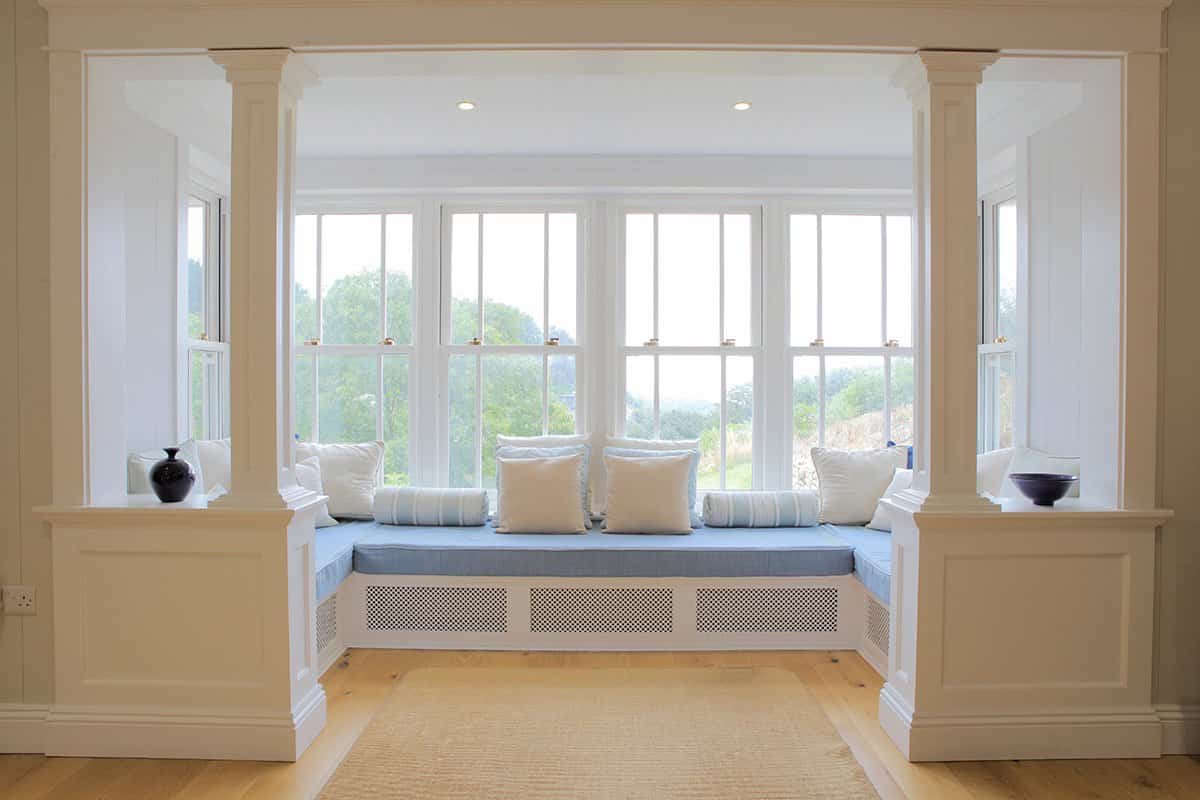 living room window seat bench