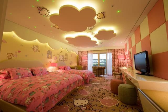 15 Lovely Hello Kitty Room Designs For Your Little Princess 4