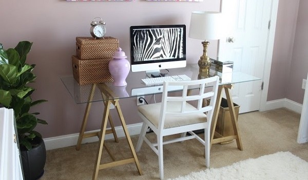 16 Practical DIY Desks For Your Home Office