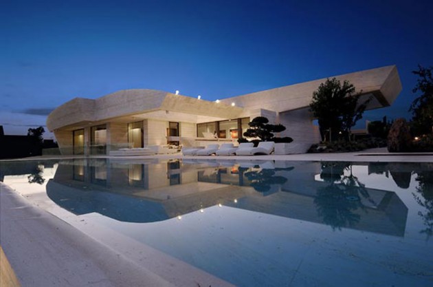 Top 7 Most Impressive Contemporary Dream Homes For This Month