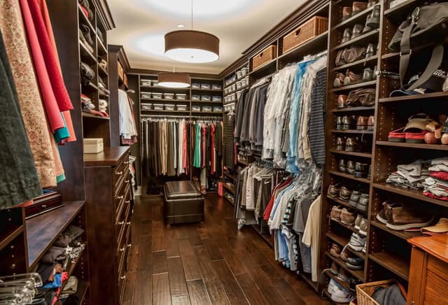 17 Sophisticated Masculine Walk-In Closets For Men With Style