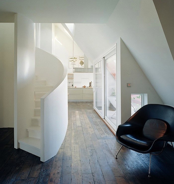 16 Elegant Modern Spiral Stairs Design Ideas That Will Fit Every Home Decor 9